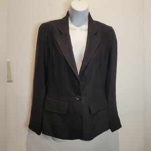 Peruvian connection size 6 black one button blazer. Small flaw